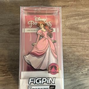 Disney Ariel Figpin. Limited Release Limited Edition. NWT.  Box not opened